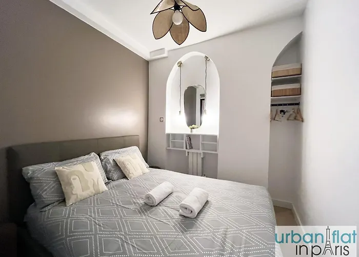 Urban Flat 178 - Cosy Chic 2 Bedroom Flat In Paris