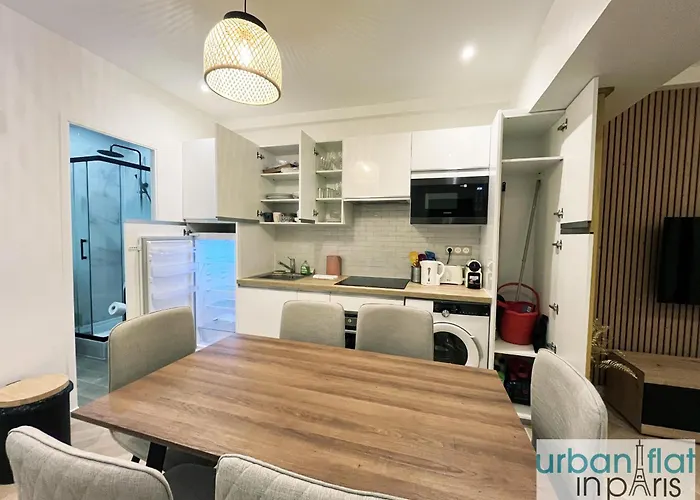 Urban Flat 178 - Cosy Chic 2 Bedroom Flat In Paris